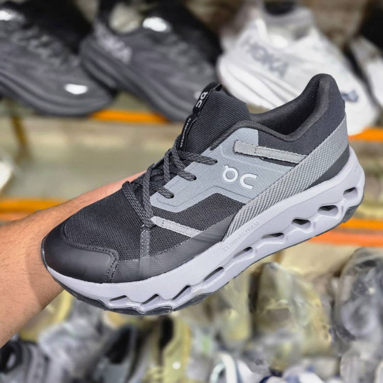 On Running cloudhorizon waterproof made in Vietnam