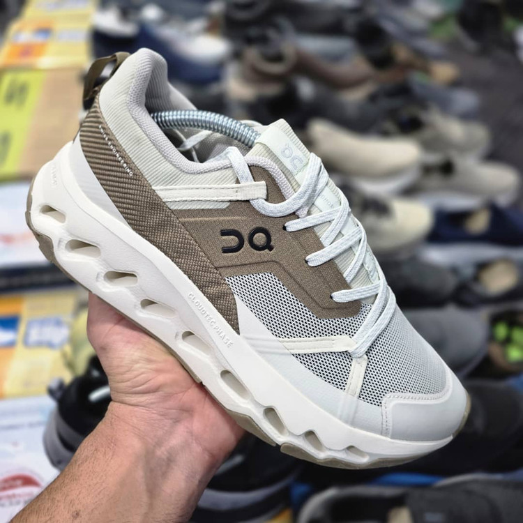 On Running cloudhorizon waterproof made in Vietnam