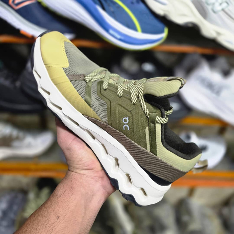 On Running cloudhorizon waterproof made in Vietnam