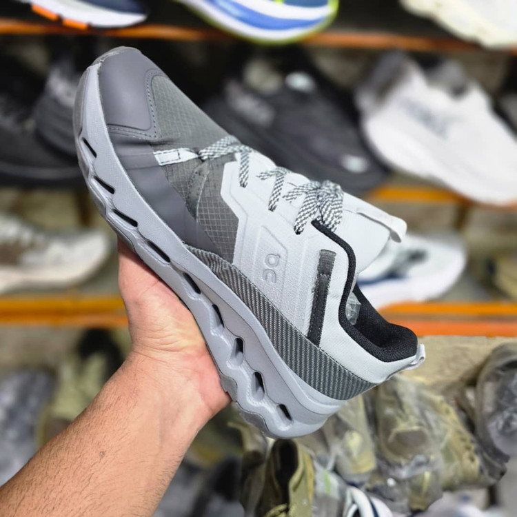 On Running cloudhorizon waterproof made in Vietnam