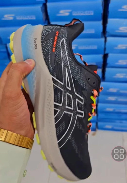 کتونی اسیکس جی تی 2000 - Asics GT-2000 12 ساخت ویتنام - سایز 39 الی 45