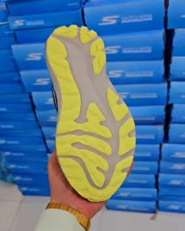 کتونی اسیکس جی تی 2000 - Asics GT-2000 12 ساخت ویتنام - سایز 39 الی 45