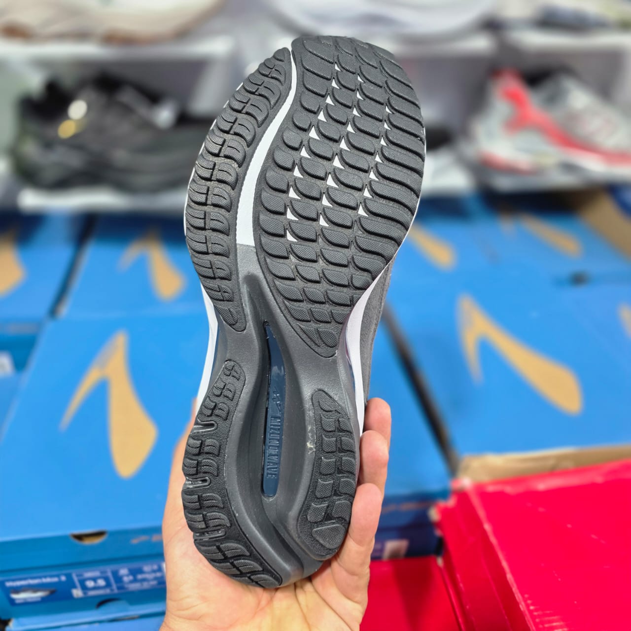 Mizuno Wave Rider Beta Made In Vietnam
