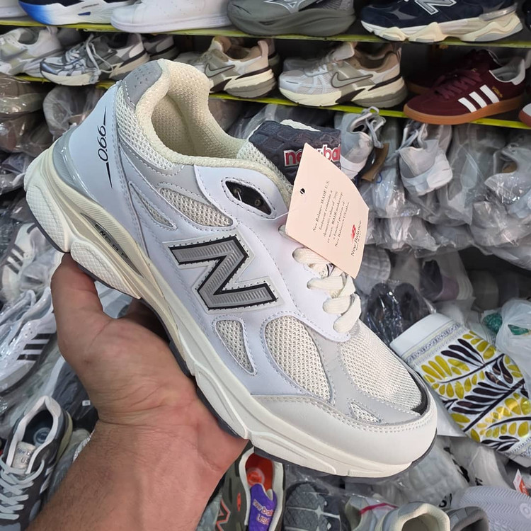Newbalance 2002R Made In Vietnam