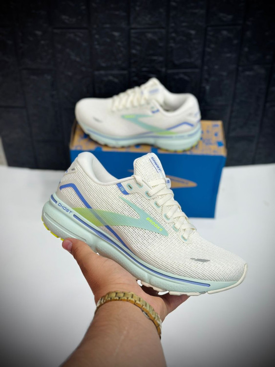 کتونی بروکس مدل Ghost 15 ساخت ویتنام