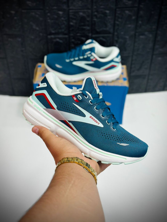 کتونی بروکس مدل Ghost 15 ساخت ویتنام