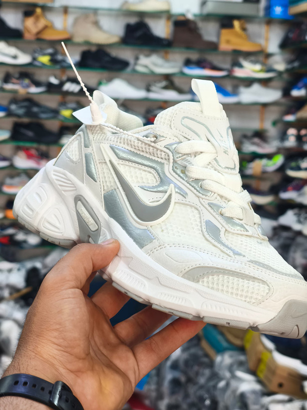 کتونی نایک مدل V5K ساخت چین