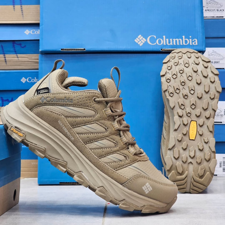 کفش ترکینگ مردانه Columbia Waterproof با زیرهی Vibram