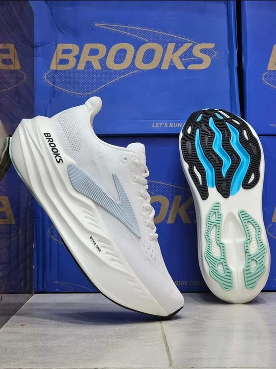 کتونی مردانه بروکس مدل گلیسرین مکس – راحتی بینظیر در هر قدم سایزبندی ۴۰ تا ۴۵