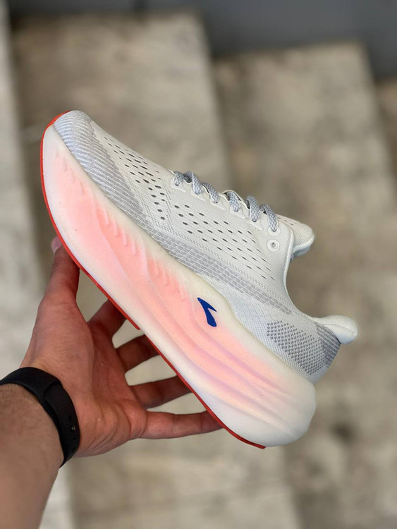 کتونی مردانه بروکس مدل گلیسرین مکس – راحتی بینظیر در هر قدم سایزبندی ۴۰ تا ۴۵