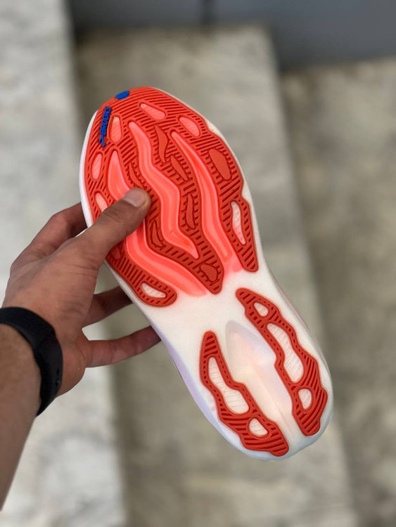 کتونی مردانه بروکس مدل گلیسرین مکس – راحتی بینظیر در هر قدم سایزبندی ۴۰ تا ۴۵