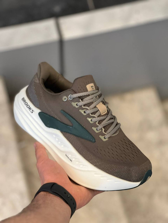 کتونی مردانه بروکس مدل گلیسرین مکس – راحتی بینظیر در هر قدم سایزبندی ۴۰ تا ۴۵