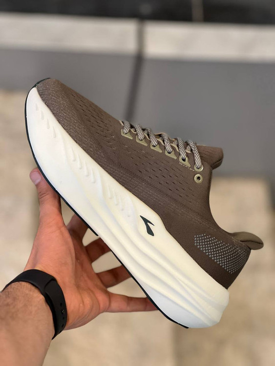 کتونی مردانه بروکس مدل گلیسرین مکس – راحتی بینظیر در هر قدم سایزبندی ۴۰ تا ۴۵