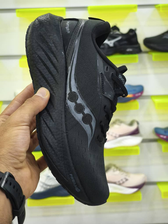 کفش ورزشی ساکونی مدل Triumph 22 سایزبندی 36 تا 45