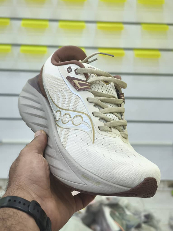 کفش ورزشی ساکونی مدل Triumph 22 سایزبندی 36 تا 45