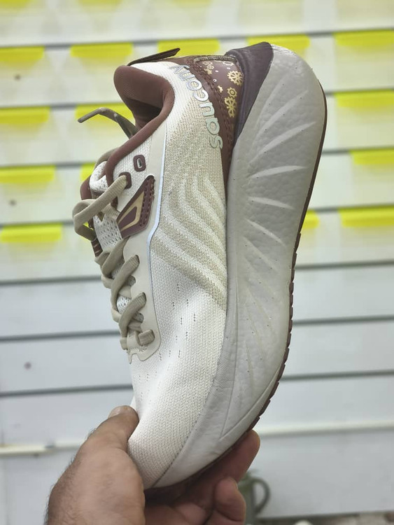 کفش ورزشی ساکونی مدل Triumph 22 سایزبندی 36 تا 45