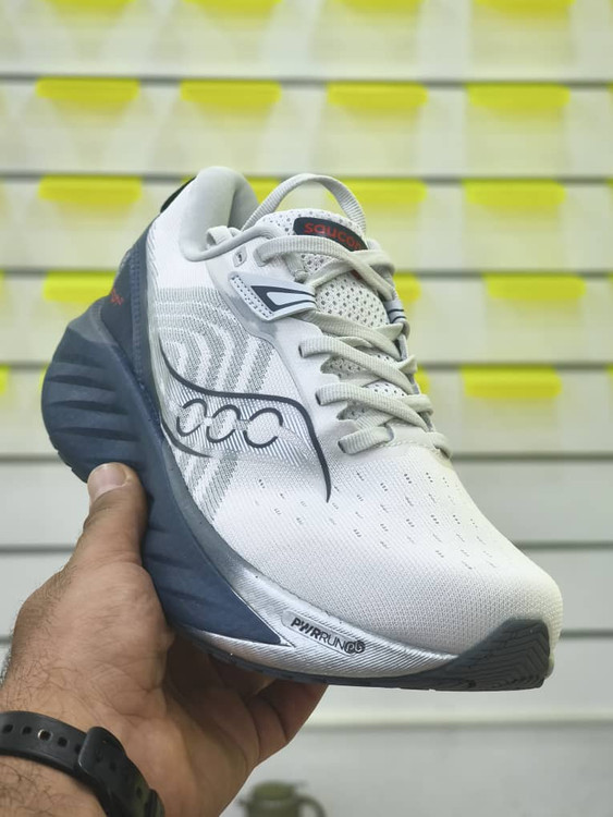 کفش ورزشی ساکونی مدل Triumph 22 سایزبندی 36 تا 45