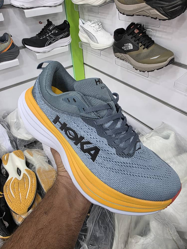 کتونی هوکا باندی 8 - Hoka Bondi 8 ساخت ویتنام - سایز 40 الی 45
