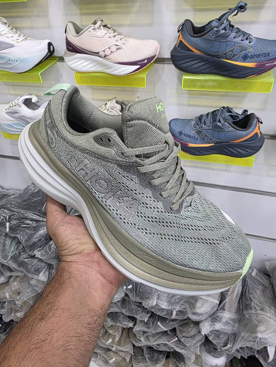 کتونی هوکا باندی 8 - Hoka Bondi 8 ساخت ویتنام - سایز 40 الی 45