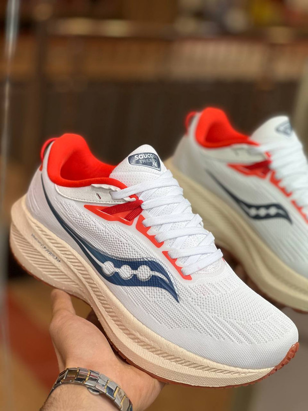 کتونی ساکونی مدل Triumph 21 ساخت ویتنام