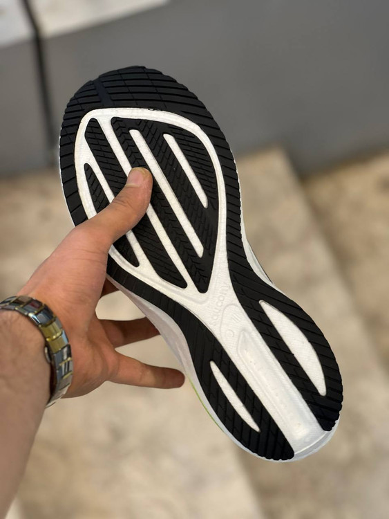 کتونی ساکونی مدل Triumph 21 ساخت ویتنام