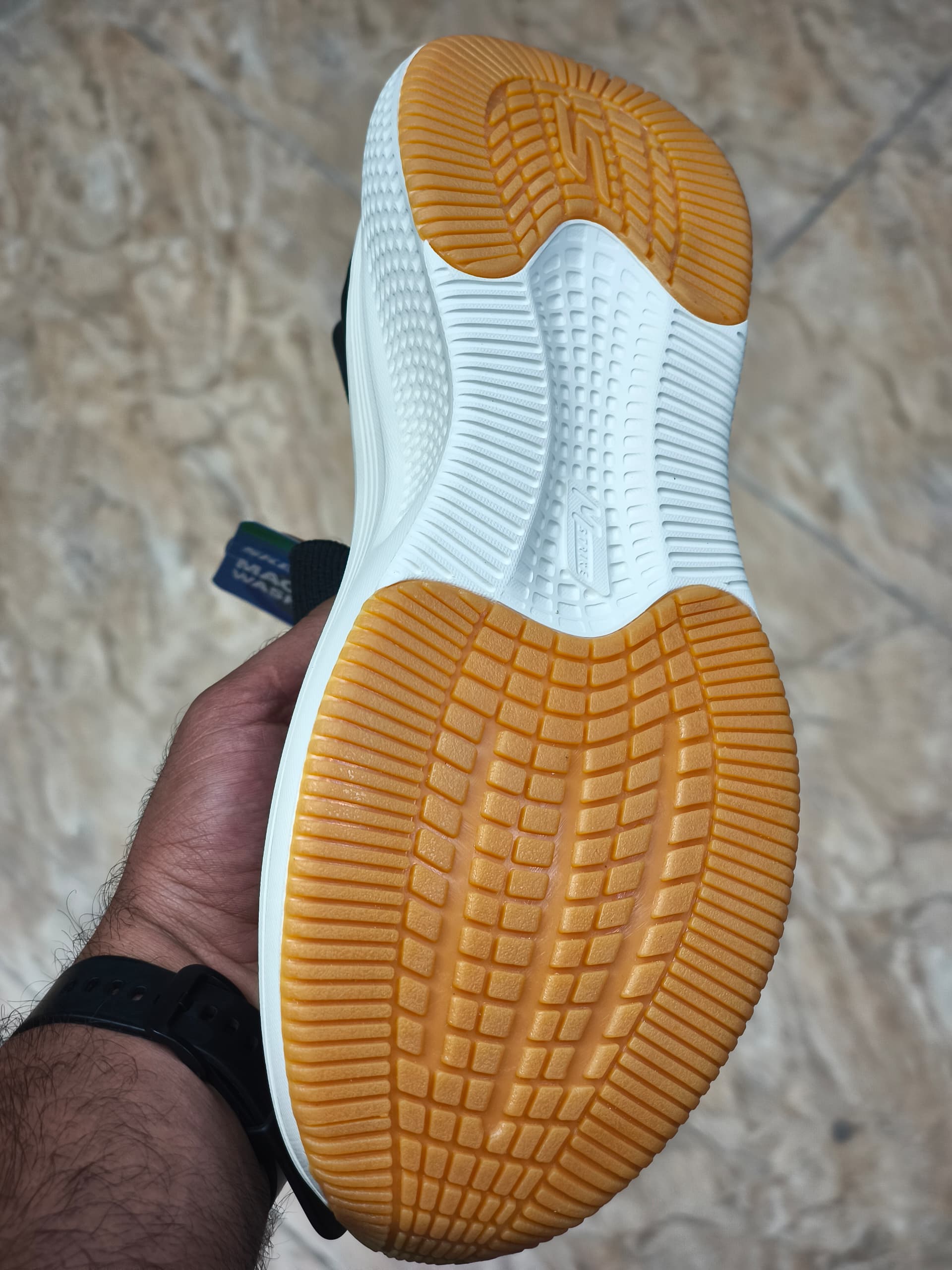 کتونی اسکیچرز GOwalk Slip-ins | سایزبندی 40تا45