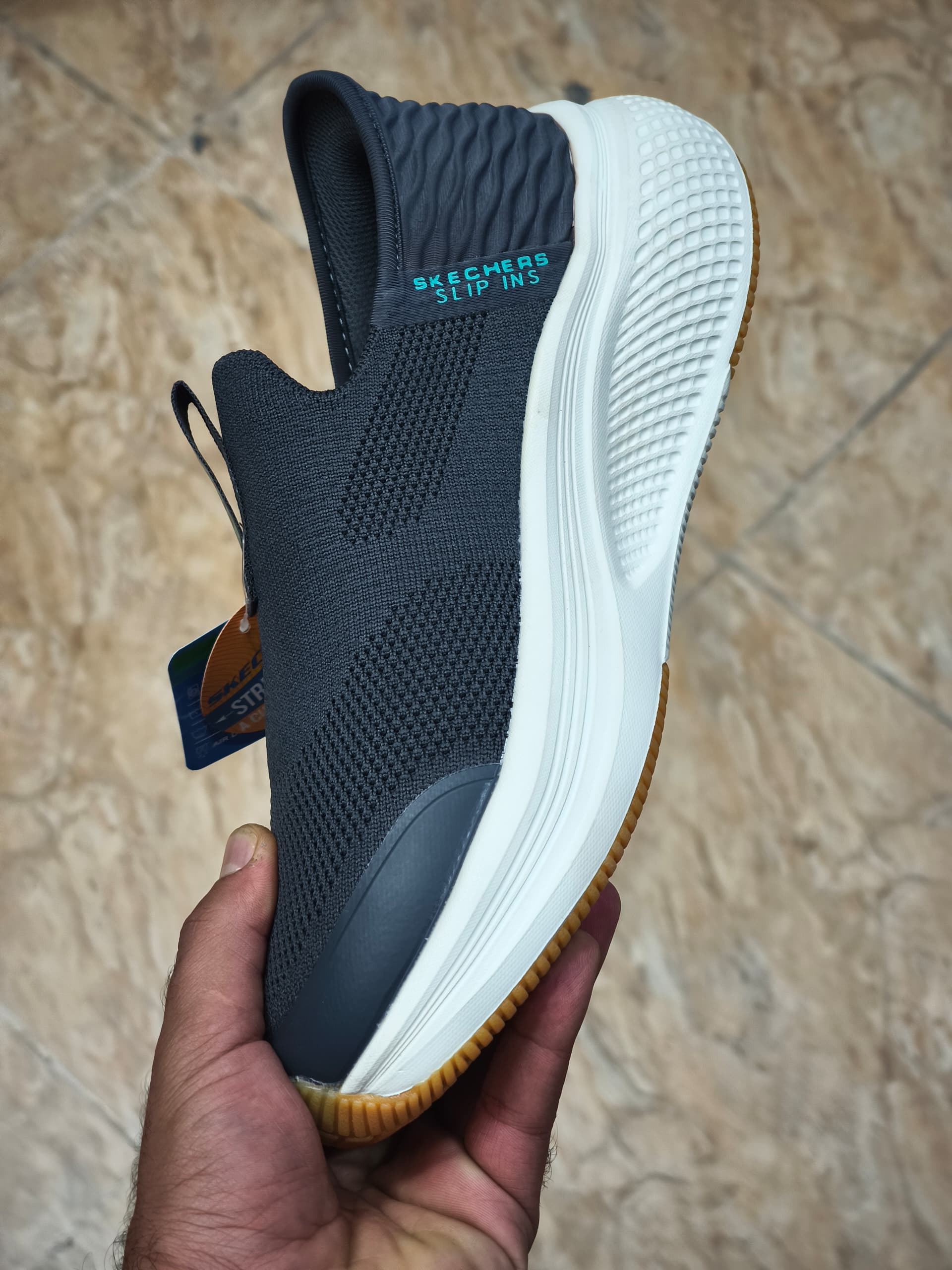 کتونی اسکیچرز GOwalk Slip-ins | سایزبندی 40تا45