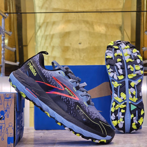 کتونی رانینگ بروکس مدل کاسکادیا 18 | سایزبندی 40 تا 45