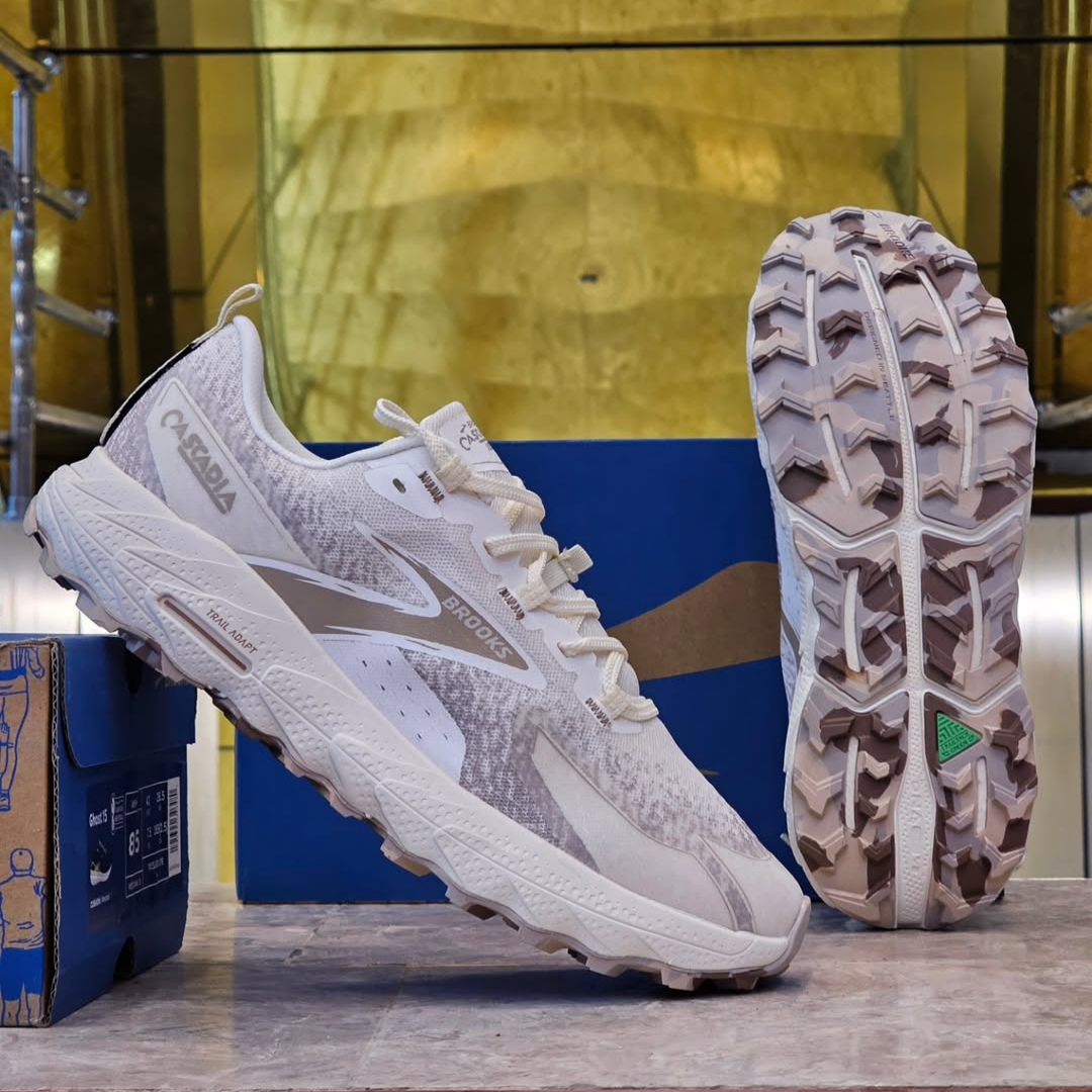 کتونی رانینگ بروکس مدل کاسکادیا 18 | سایزبندی 40 تا 45