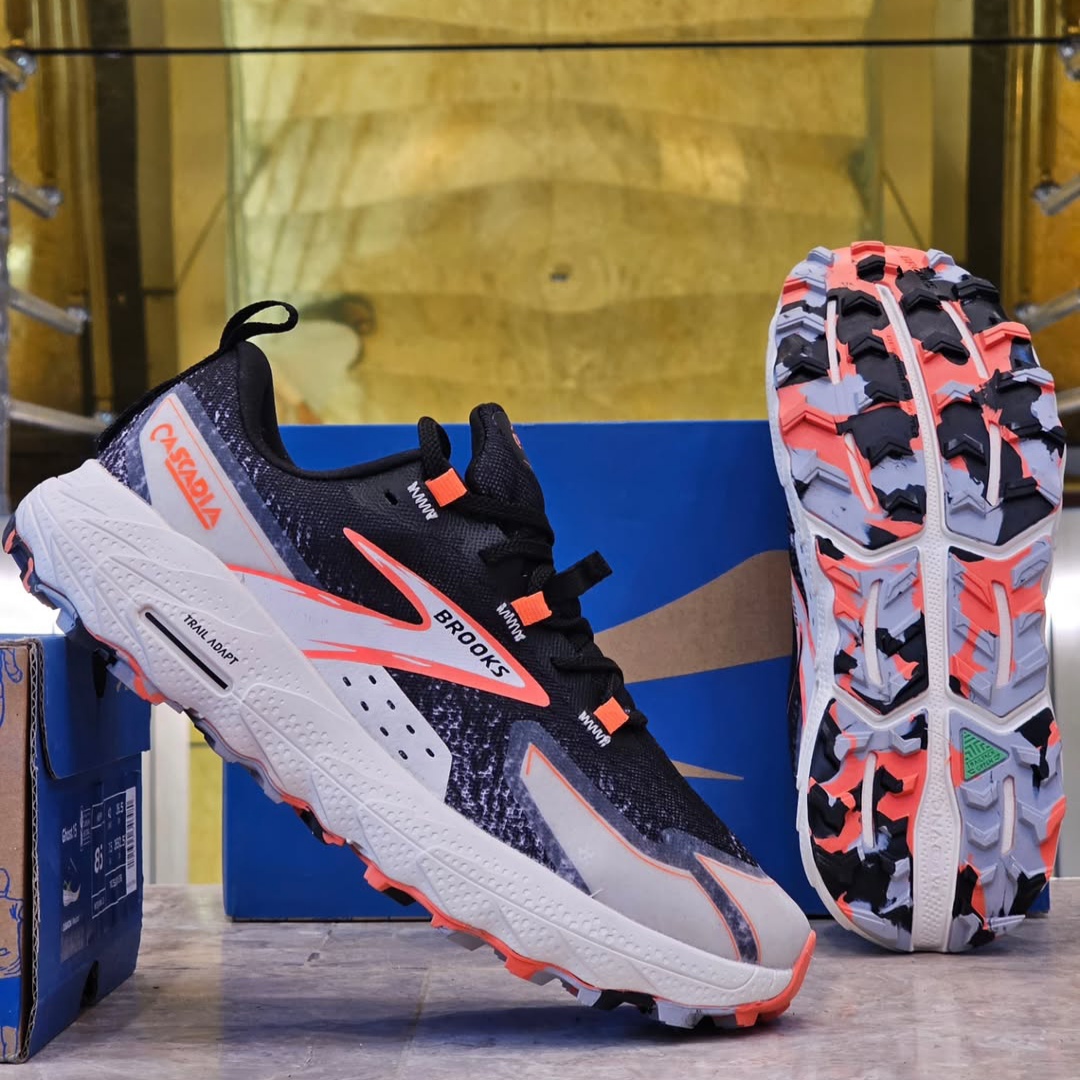 کتونی رانینگ بروکس مدل کاسکادیا 18 | سایزبندی 40 تا 45