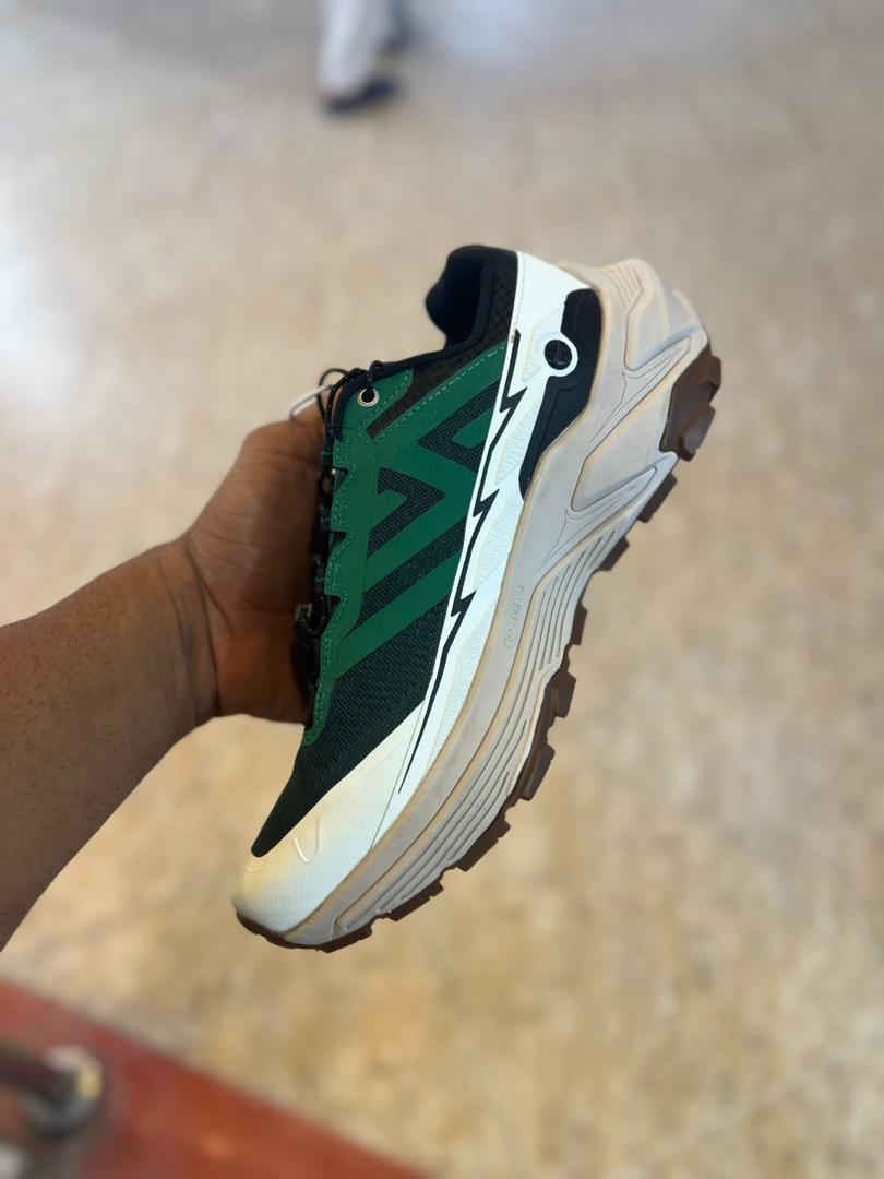 Columbia out Dry Goretex made in Vietnam