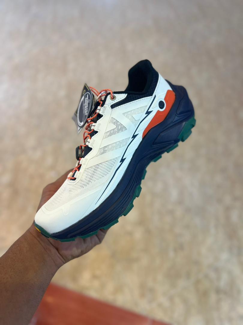 کتونی کلمبیا OutDry ضدآب مردانه | ساخت ویتنام | سایز ۴۰ تا ۴۵