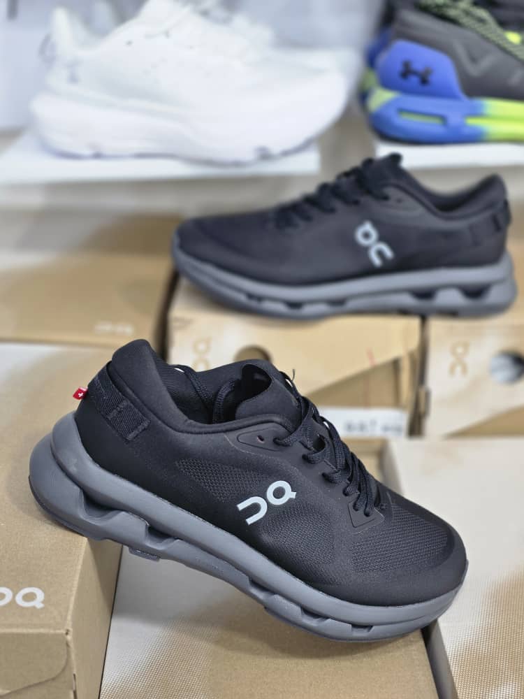 کتونی آن رانینگ مدل Cloudzone | سایزبندی 40تا45