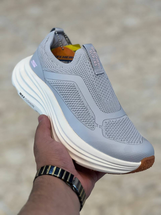 کتونی اسکچرز مدل Max Cushioning Slip-Ins | سایزبندی 37تا40