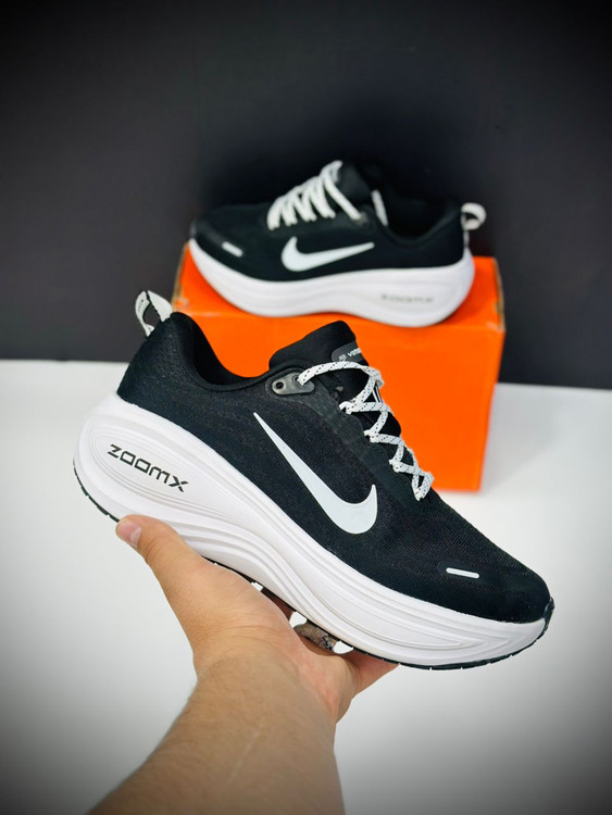 کتونی رانینگ نایک ایر زوم وومرو پلاس | سایزبندی 40تا45