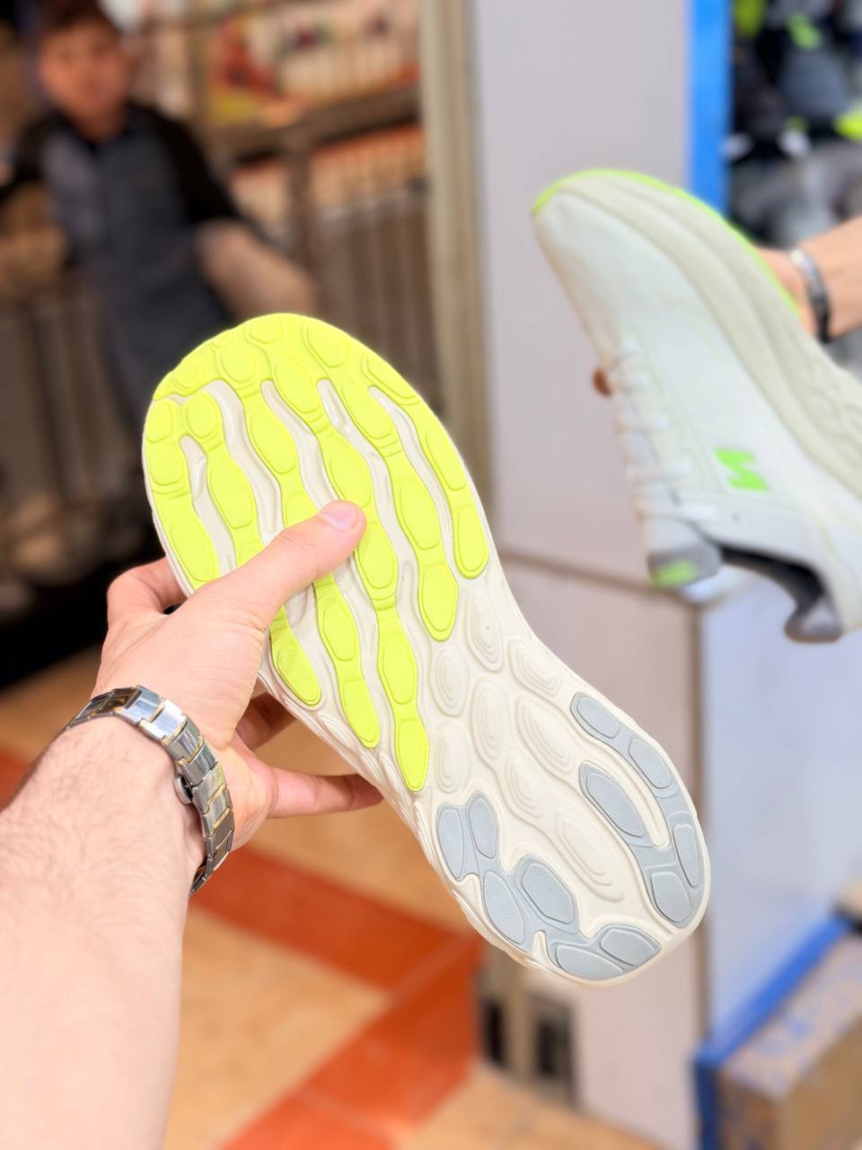 کتونی ورزشی نیوبالانس Fresh Foam X 1080