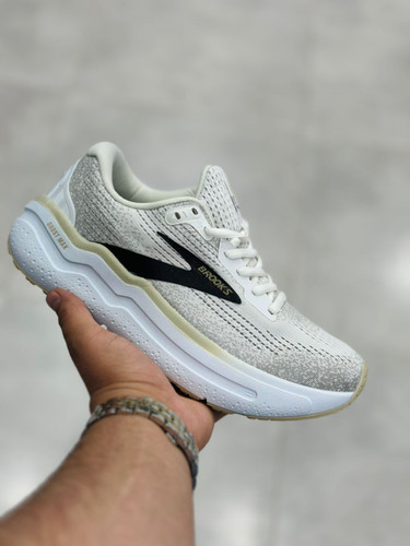 کتونی بروکس مدلGhost Max 2 | سایزبندی 40تا45