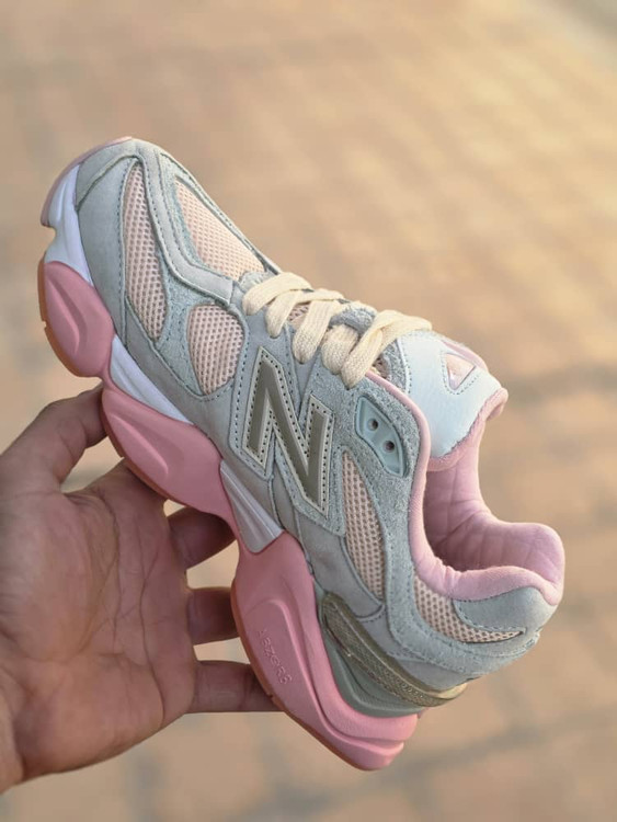 کتونی نیوبالانس مدل ۹۰۶۰ | New Balance 9060