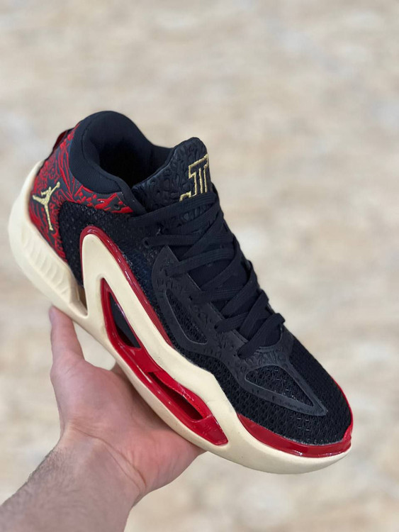 Jordan Tatum 1 made in Vietnam