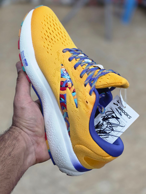 کتونی بروکس مدل Ghost 15 ساخت ویتنام