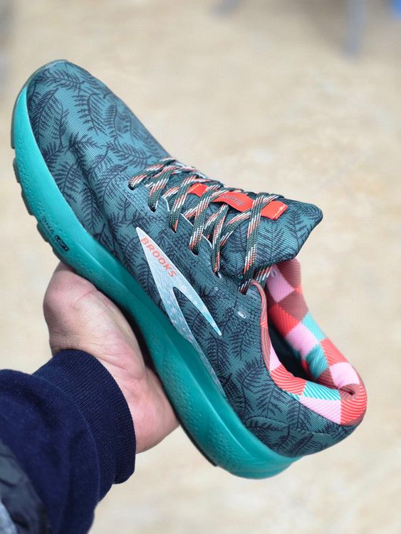 کتونی بروکس گاست ۱۶ سایزبندی ۴۰ تا ۴۶ | Brooks Ghost 16