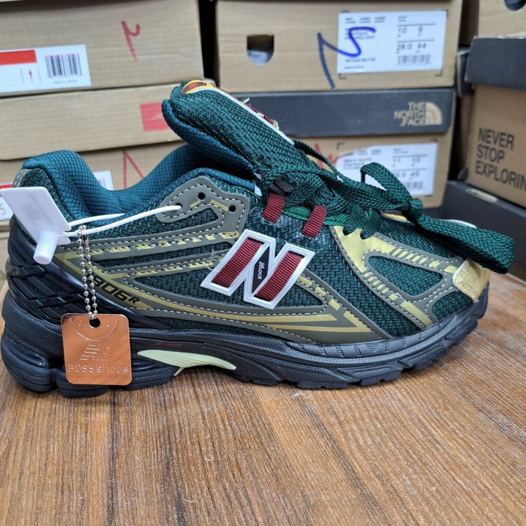 کتونی نیوبالانس 1906 - Newbalance 1906 سایزبندی ۴۰تا۴۵