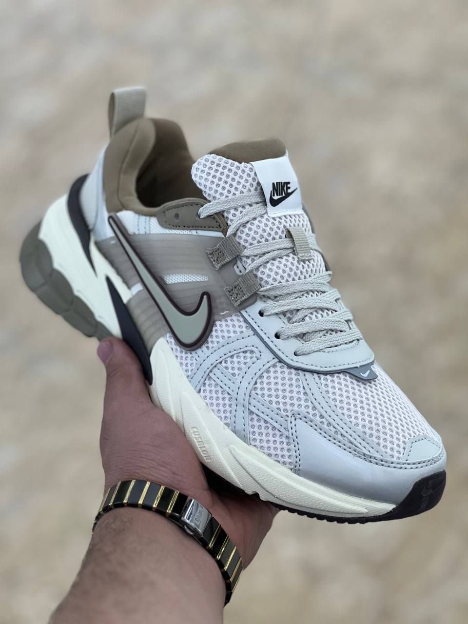 کتونی Nike V2K Run (سایز 40-45)