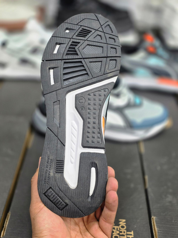 کتونی پوما میراژ تک سایزبندی ۴۰تا۴۵ | Puma Miraj Tech