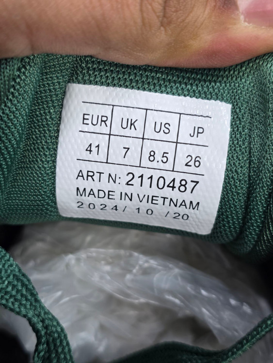 کتونی پوما خروس نشان le coq sportif سایز ۴۰ الی ۴۵