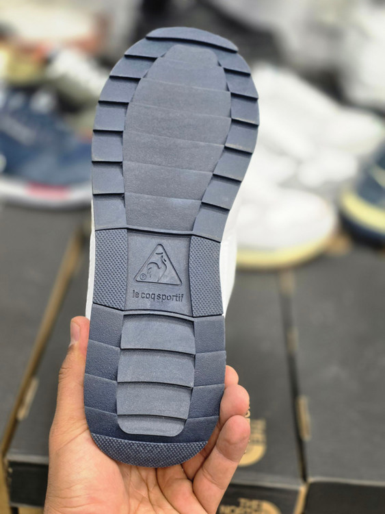 کتونی پوما خروس نشان le coq sportif سایز ۴۰ الی ۴۵