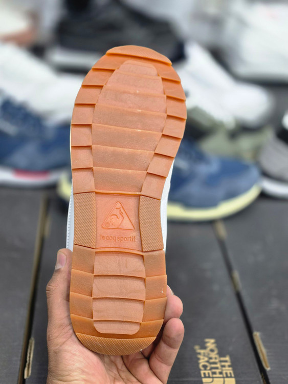 کتونی پوما خروس نشان le coq sportif سایز ۴۰ الی ۴۵