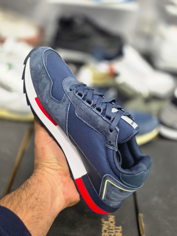 کتونی پوما خروس نشان le coq sportif سایز ۴۰ الی ۴۵
