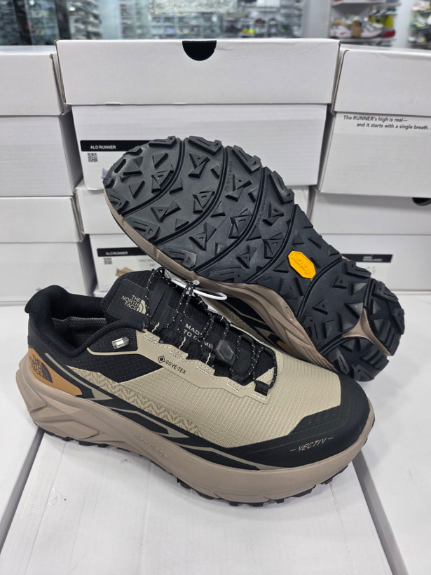کتونی تریل رانینگ نورث فیسthe north face / ضد آب و گورتکس / طبیعتگردی ،شهری/ سایز ۴۰ الی ۴۵