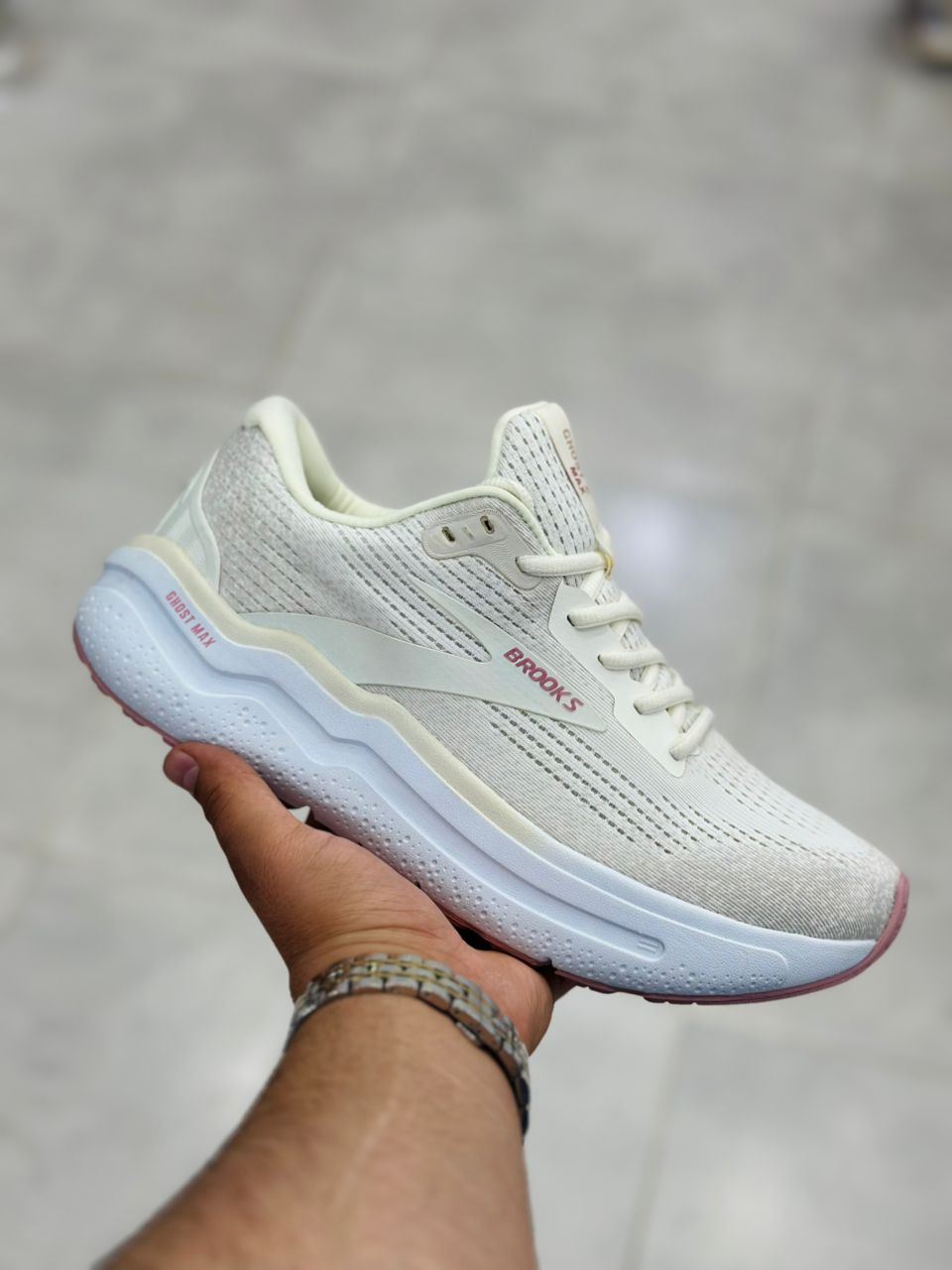 کفش دویدن بروکس Brooks مدل Ghost Max 2، سایزبندی 40 تا 45